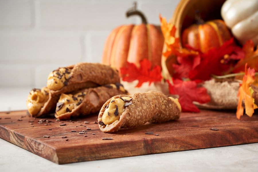 Pumpkin Cannoli from Vivoli il Gelato for WonderFall Flavors at Disney Springs 2019