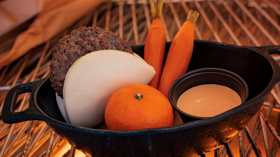 Kid’s Garden Patty Bun from Docking Bay 7 Food & Cargo at Disneyland Park