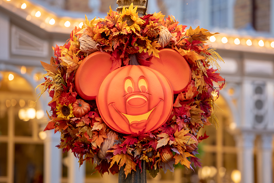 Mickey Mouse pumpkin wreath at Magic Kingdom Park