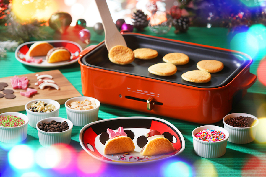 Holiday Treats from Hong Kong Disneyland Resort