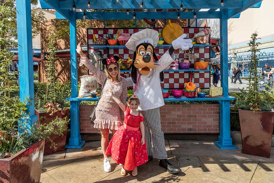 Chef Goofy at the Hollywood Backlot Stage