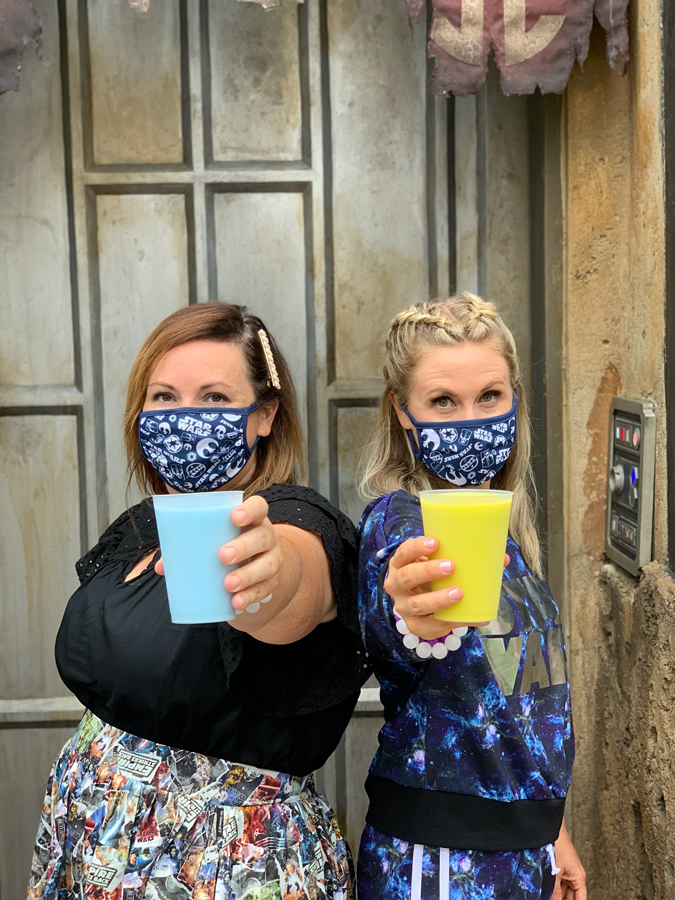 Ashley Eckstein and her sister Tara with Blue Milk and Green Milk in Star Wars: Galaxy’s Edge at Disney’s Hollywood Studios