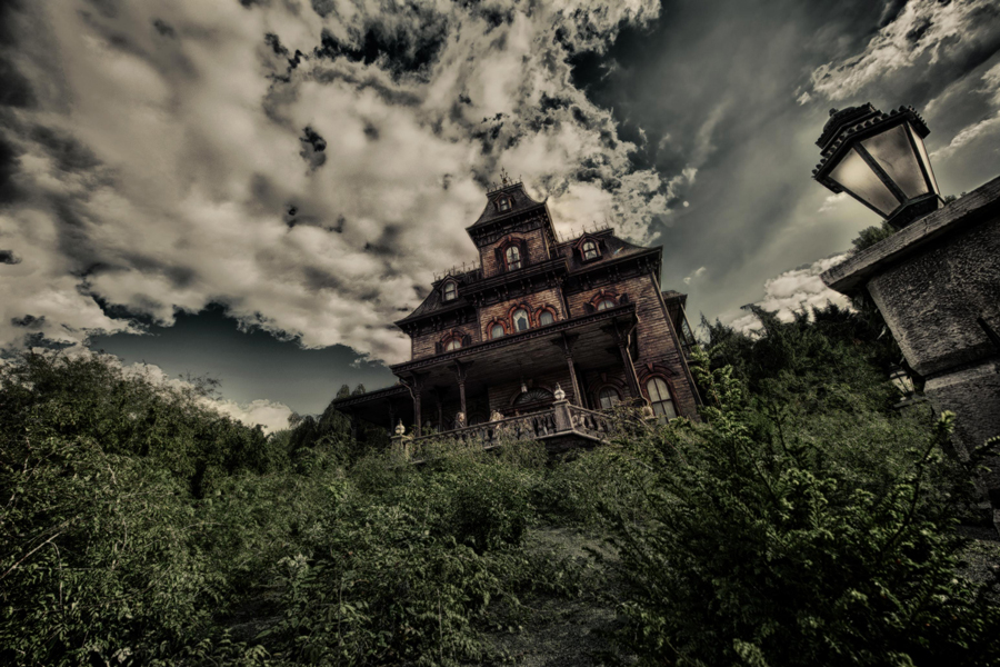 Phantom Manor at Disneyland Paris