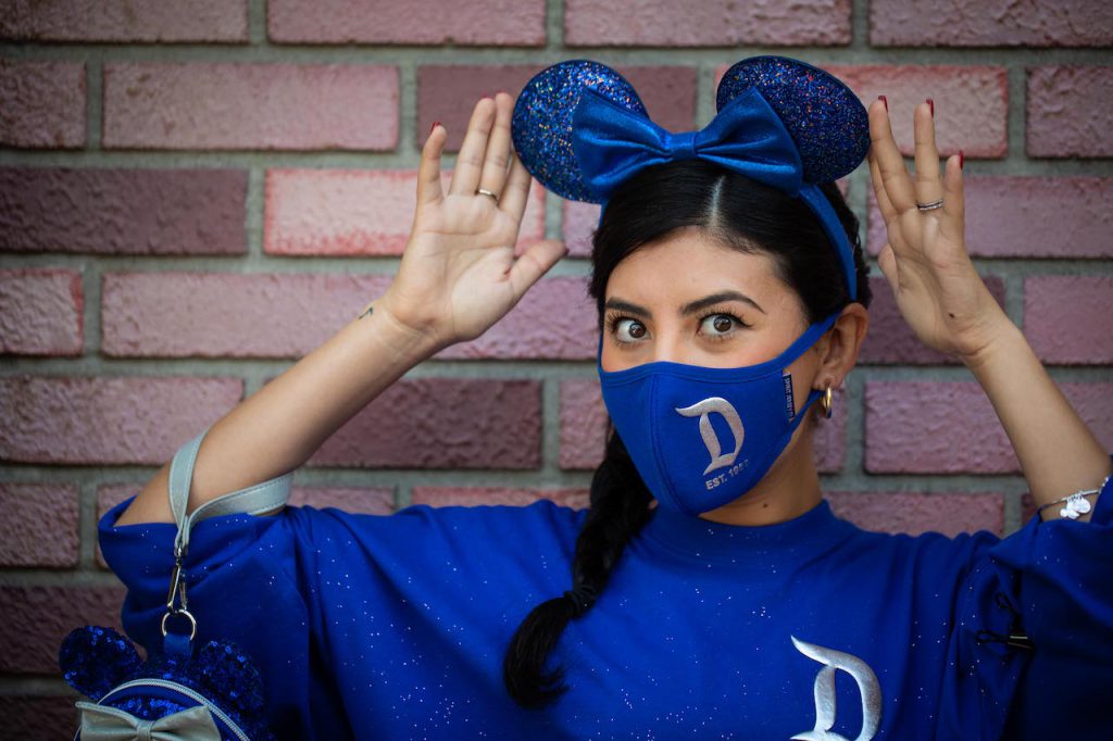 Wishes Come True Blue Minnie Mouse Ear headband, mask, and spirit jersey with Disneyland Resort logo