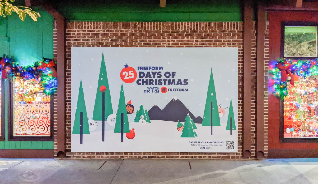 FreeForm’s “25 Days of Christmas” Photo Op